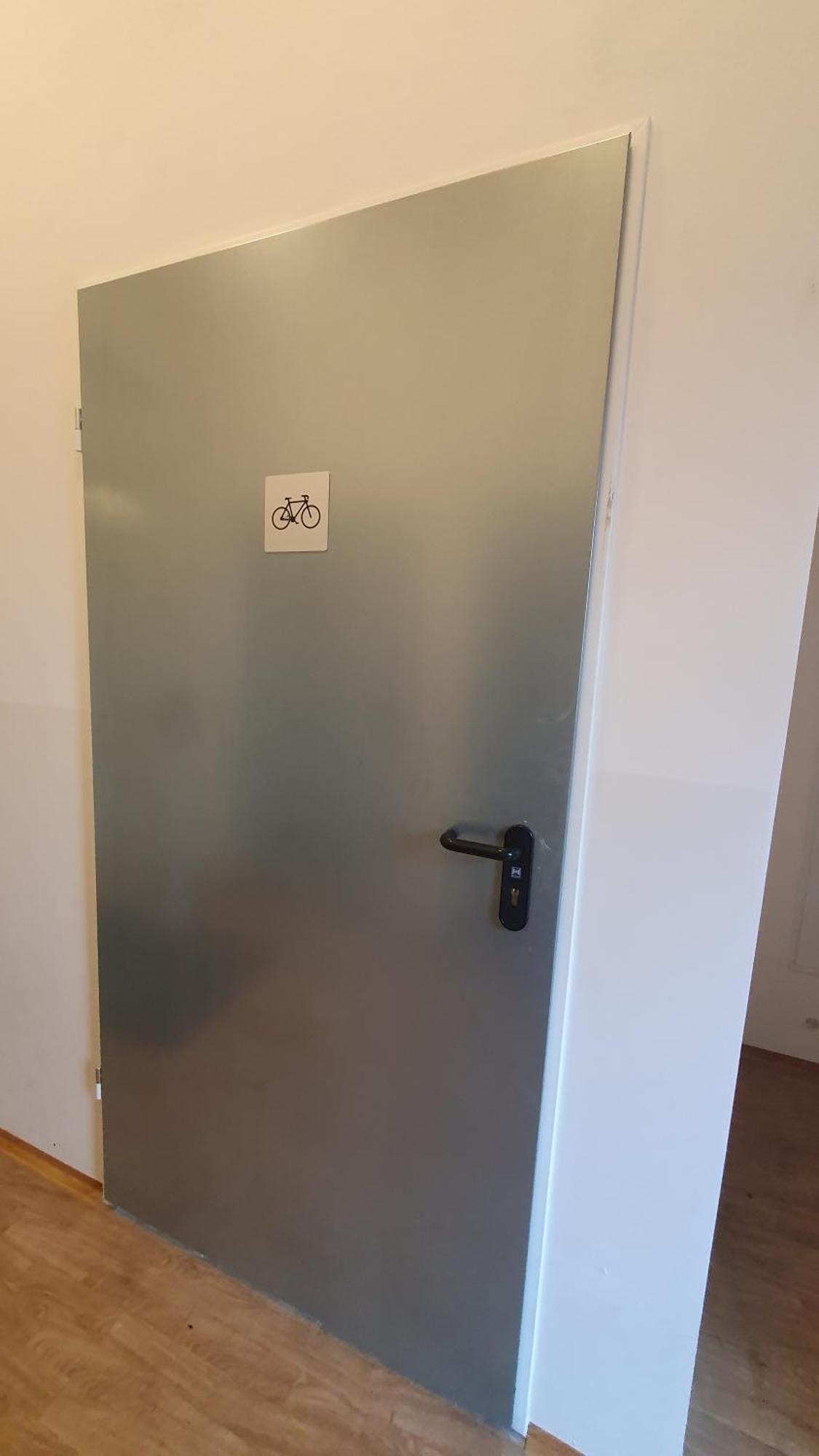 2 Gruener Fuerst Mit Sitzecke Im Innenhof & Parkplatz & Naehe Park Bad Muskau