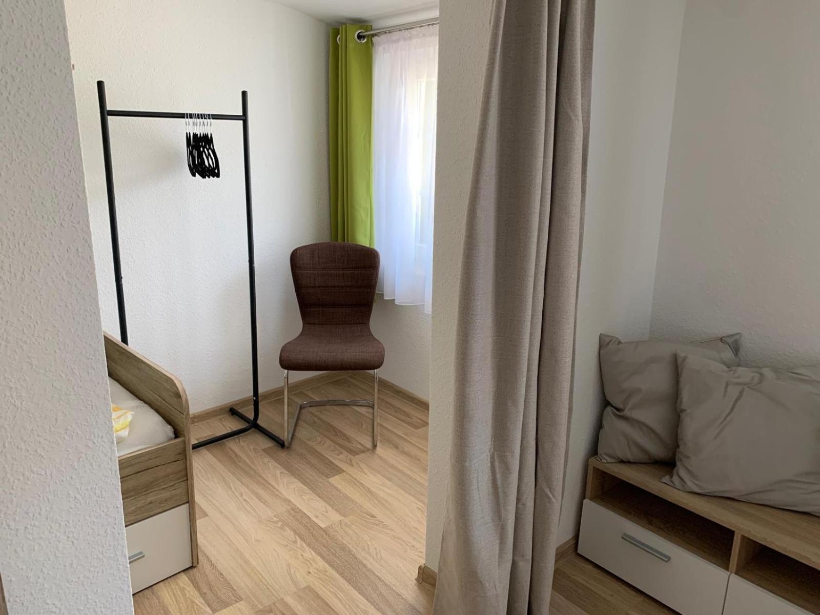2 Gruener Fuerst Mit Sitzecke Im Innenhof & Parkplatz & Naehe Park Bad Muskau