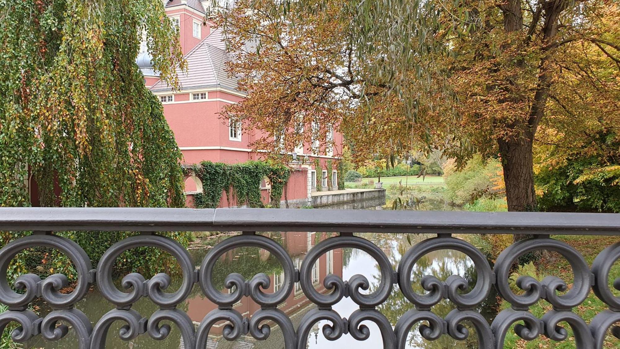 2 Gruener Fuerst Mit Sitzecke Im Innenhof & Parkplatz & Naehe Park *