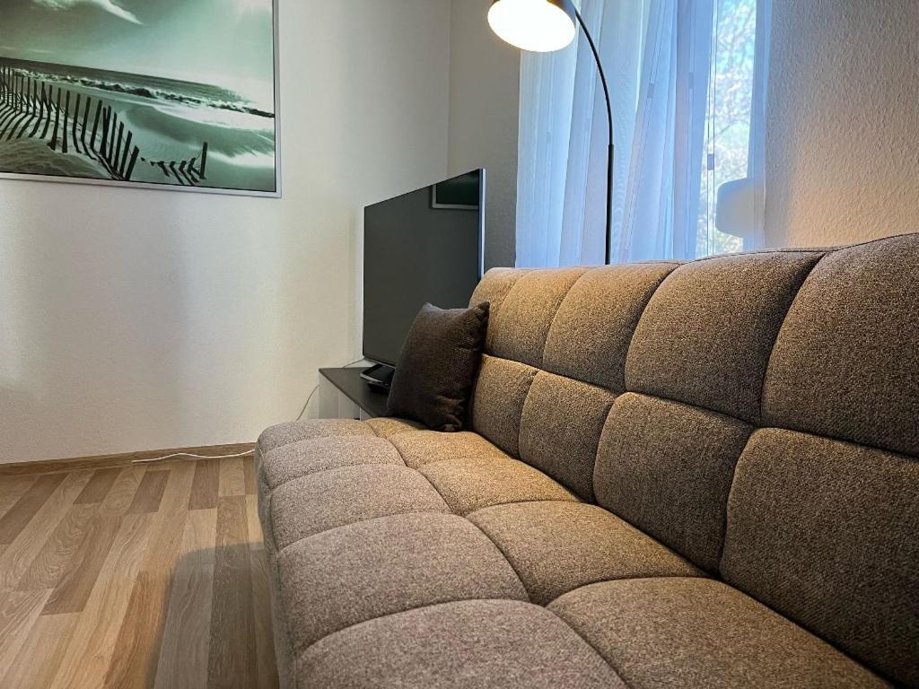 Apartment 2 Gruener Fuerst Mit Sitzecke Im Innenhof & Parkplatz & Naehe Park